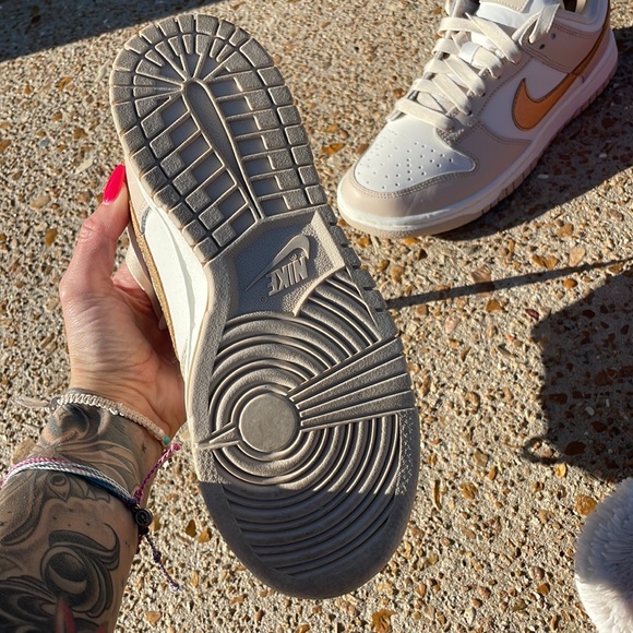 Custom Nike Dunks - Picture 4 of 4